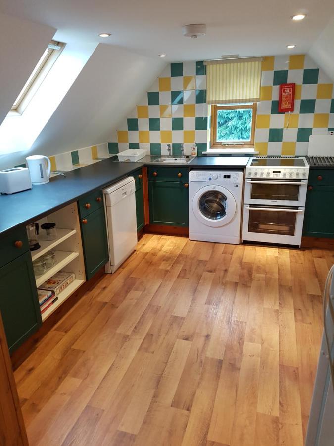 The Loft Apartment Abergavenny Bagian luar foto